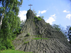 Камень друидов, ныне место поклонения христиан