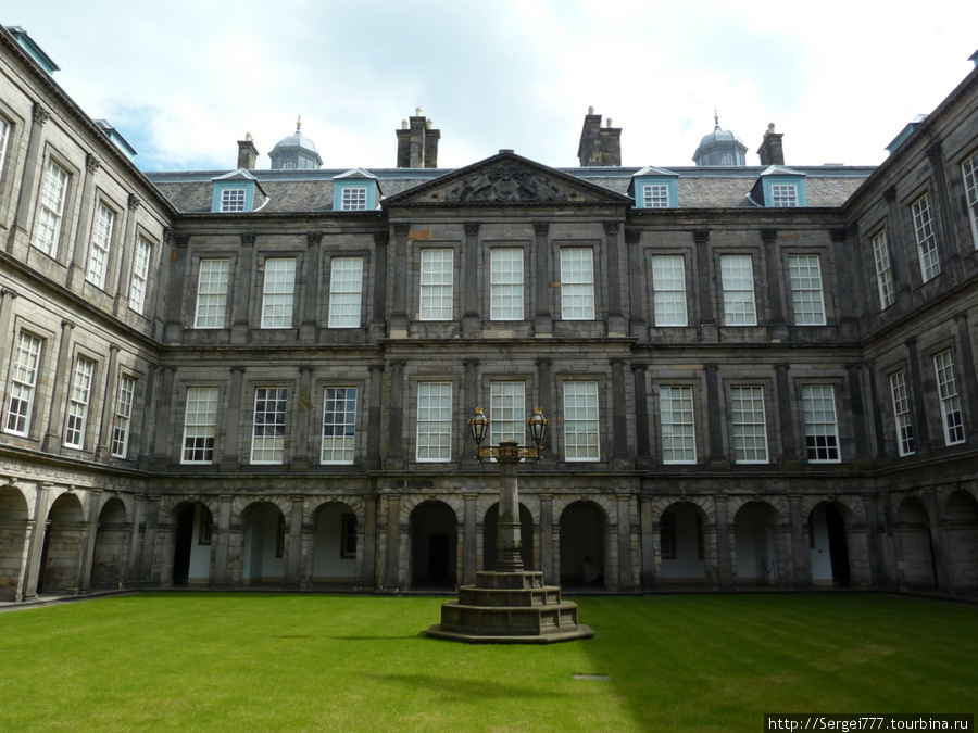 Holyrood Palace, Edinburgh Эдинбург, Великобритания