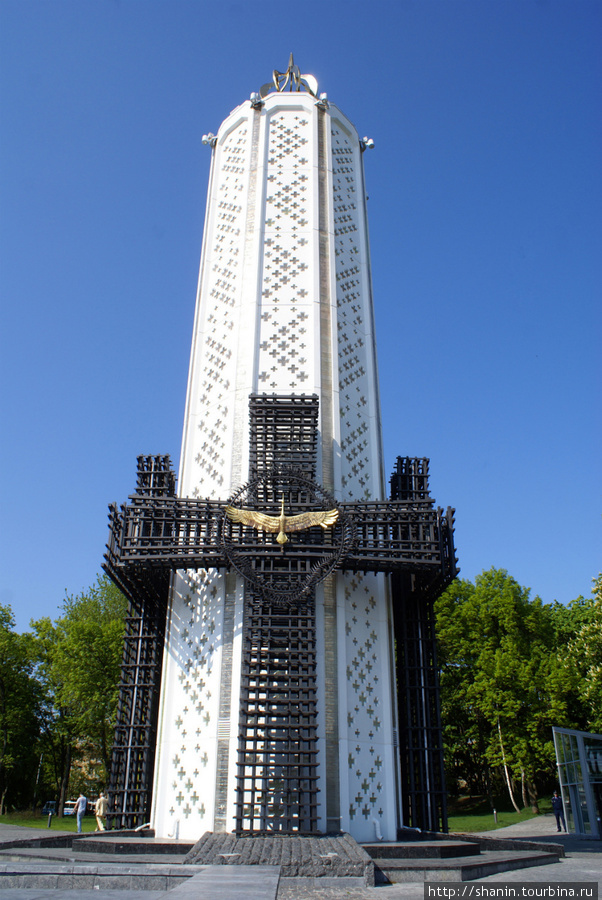 Памятник Голодомору Киев, Украина