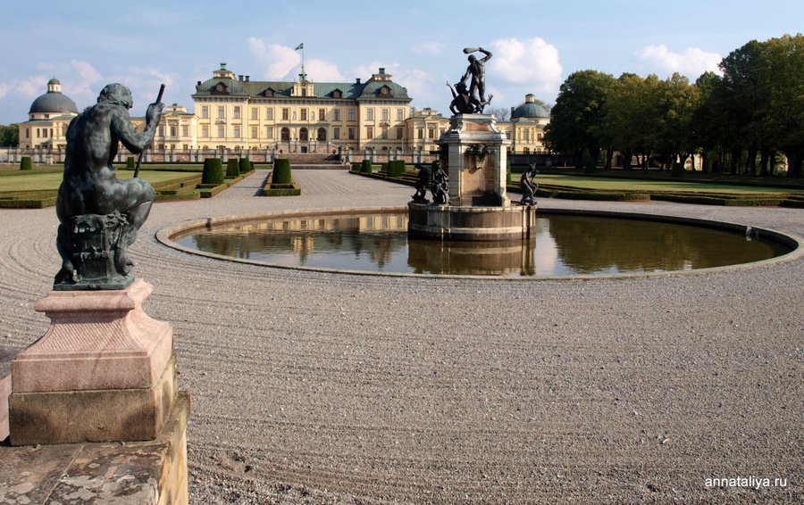 Королевский дворец в Дроттнигхольме Стокгольм, Швеция