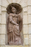 Статуя Храбрость на Петровских воротах Петропавловской крепости