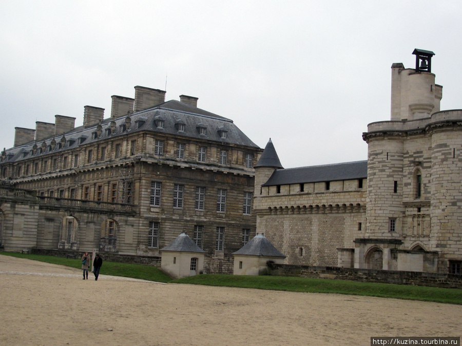 Венсенский замок Париж, Франция