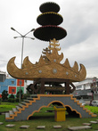 Герб города (и провинции) Лампунг