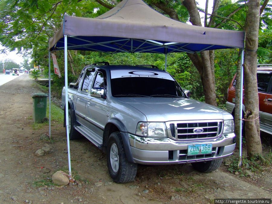 Форд для аренды Пуэрто-Принсеса, остров Палаван, Филиппины