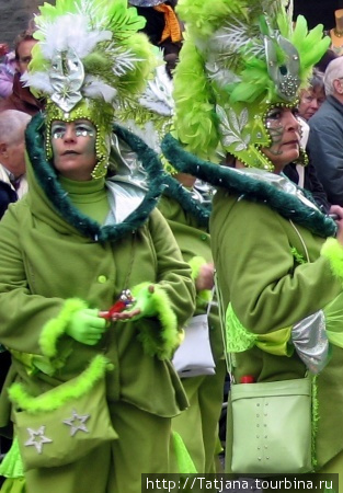 Сумасшедший карнавал  в  Лимбурге. Маастрихт, Нидерланды