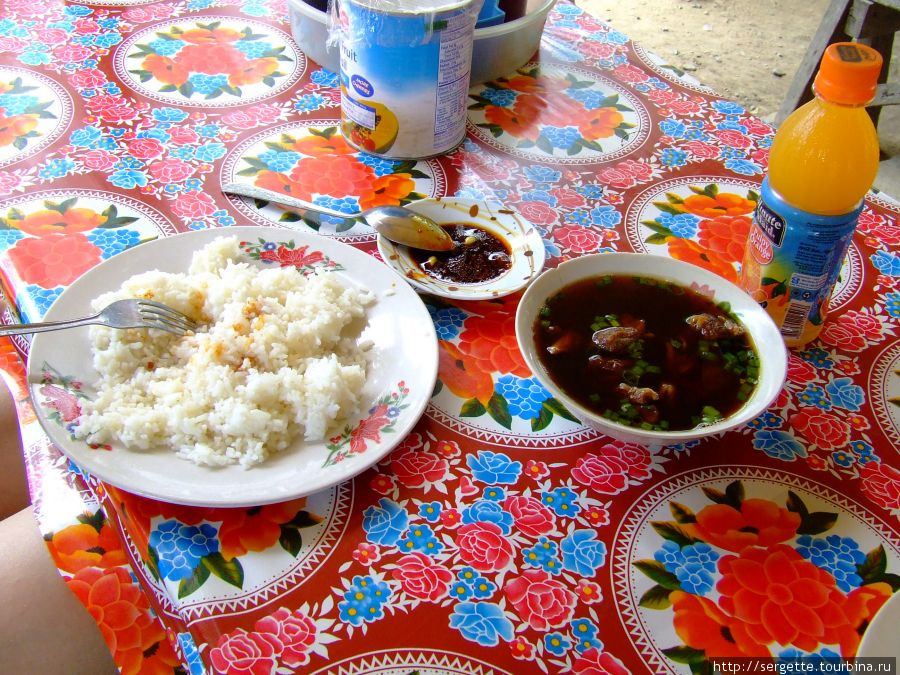 Рис + рыба в соусе Филиппины