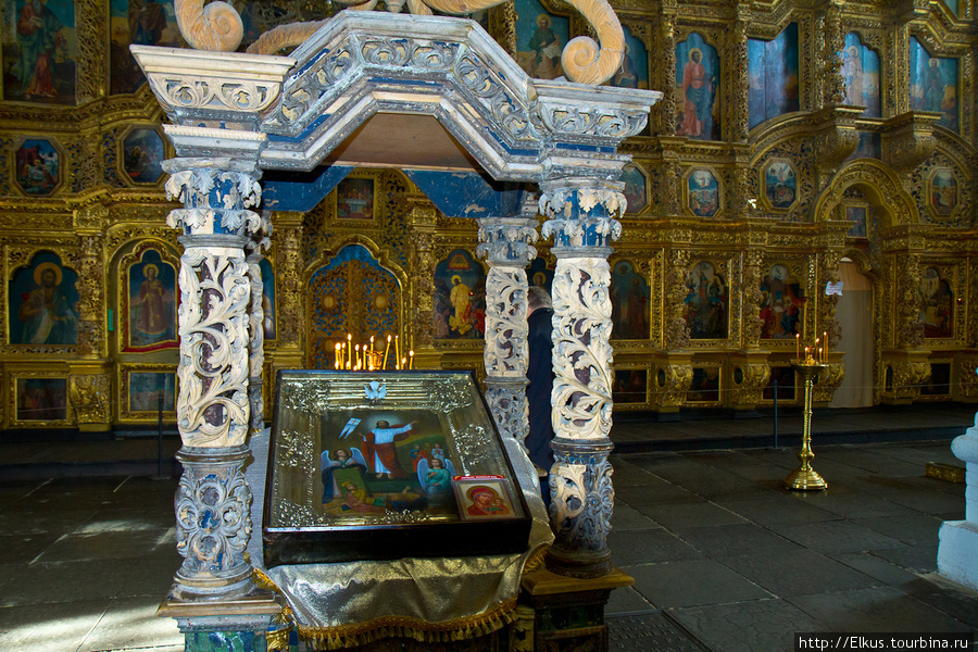 Воскресенский войсковой собор внутри Старочеркасск, Россия