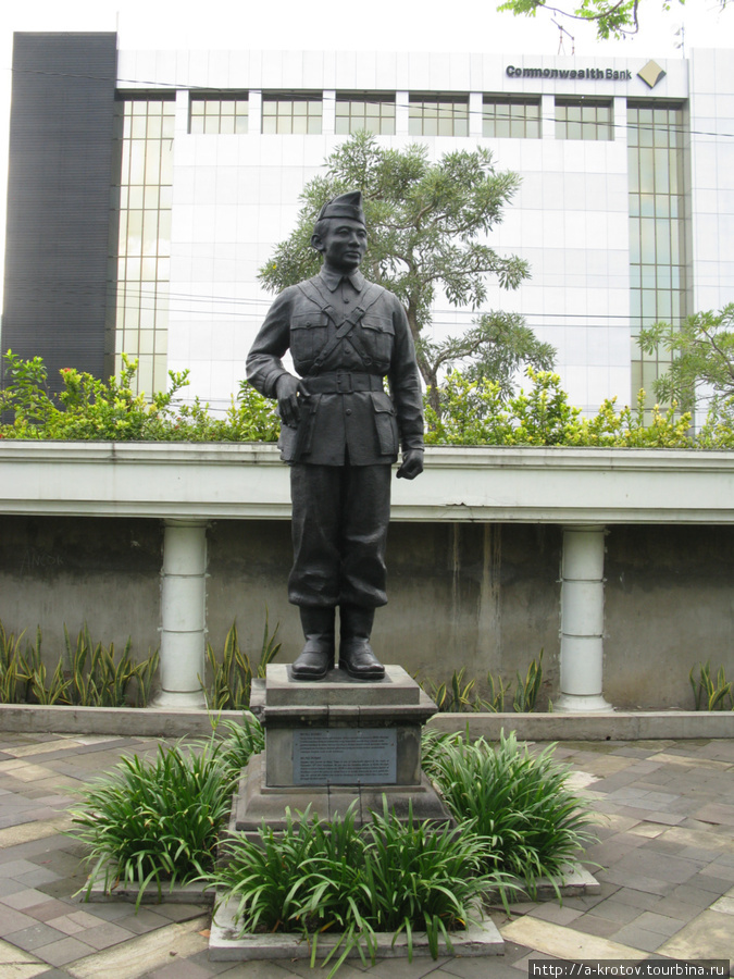 Пахлаван 1940-50-х гг Сурабайя, Индонезия