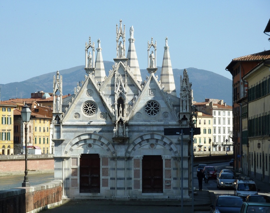 Церковь Санта-Мария-делла-Спина Пиза, Италия