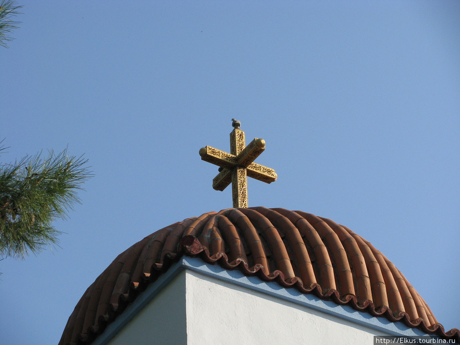 Очень интересный крест, типичный впрочем для Греции Ханиоти, Греция