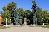 Мемориальный комплекс в Белоомуте.