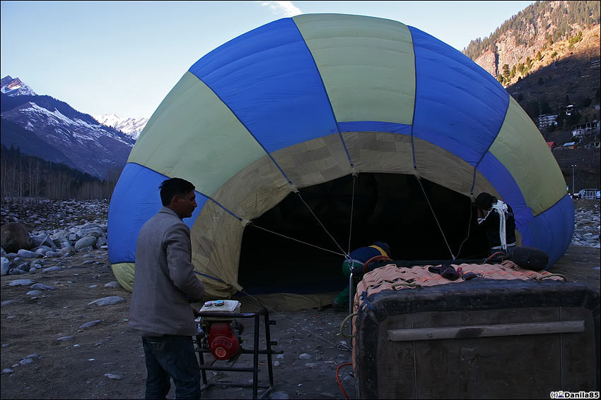 Balooning в Манали Манали, Индия
