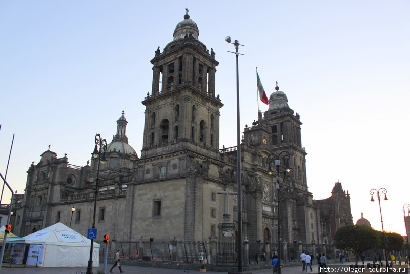 Главная площадь страны Мехико, Мексика