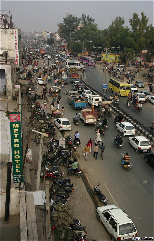 Центральная улица. Батхинда, Индия