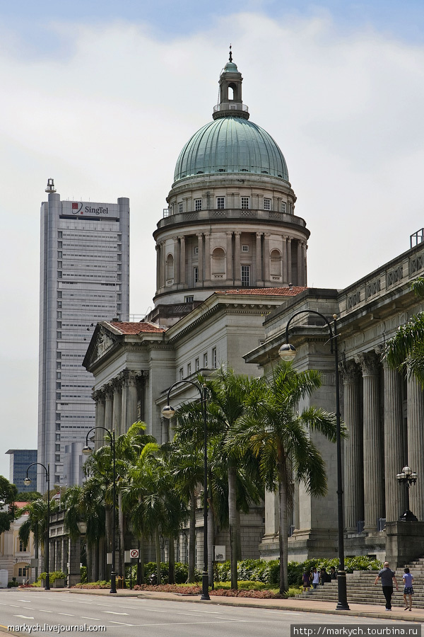 Здание Верхновного суда Сингапура, которое использовалось до 2005 года. Последнее здание в классическом стиле, построенное англичанами. Сингапур (город-государство)