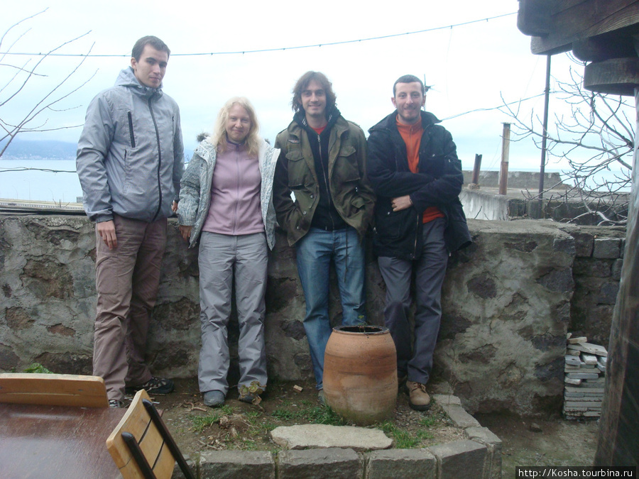 Макс, я, Начо из Аргентины и Джихад, у которого кофта, почти, как у меня) Трабзон, Турция
