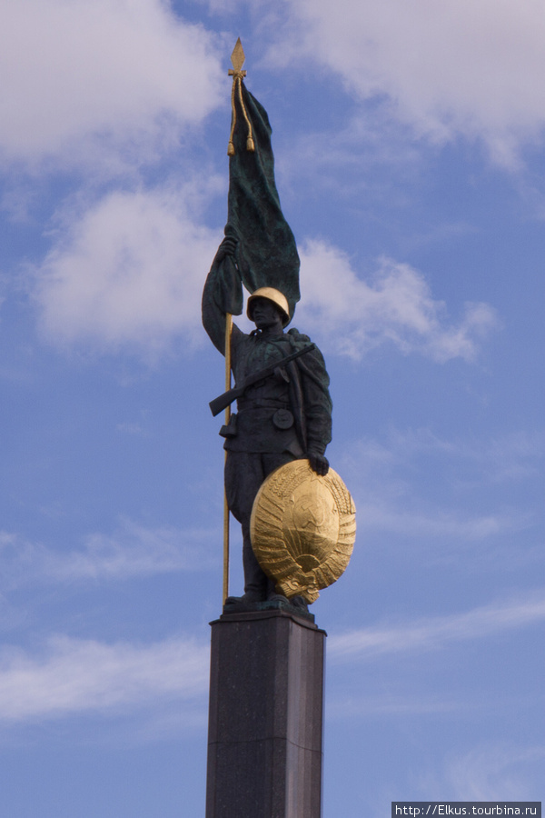 Памятник советским солдатам Вена, Австрия