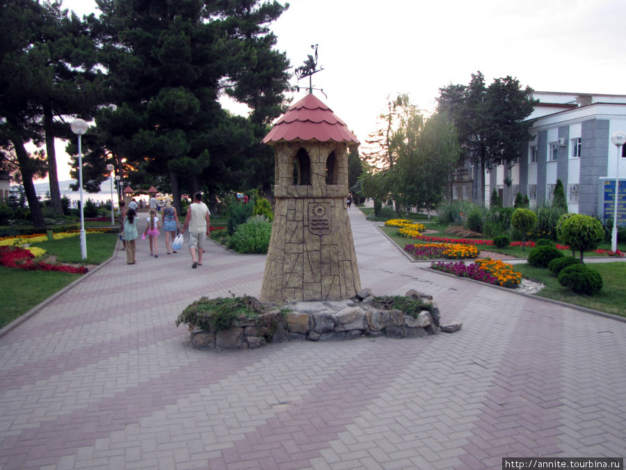 Цветочный сквер. Геленджик, Россия