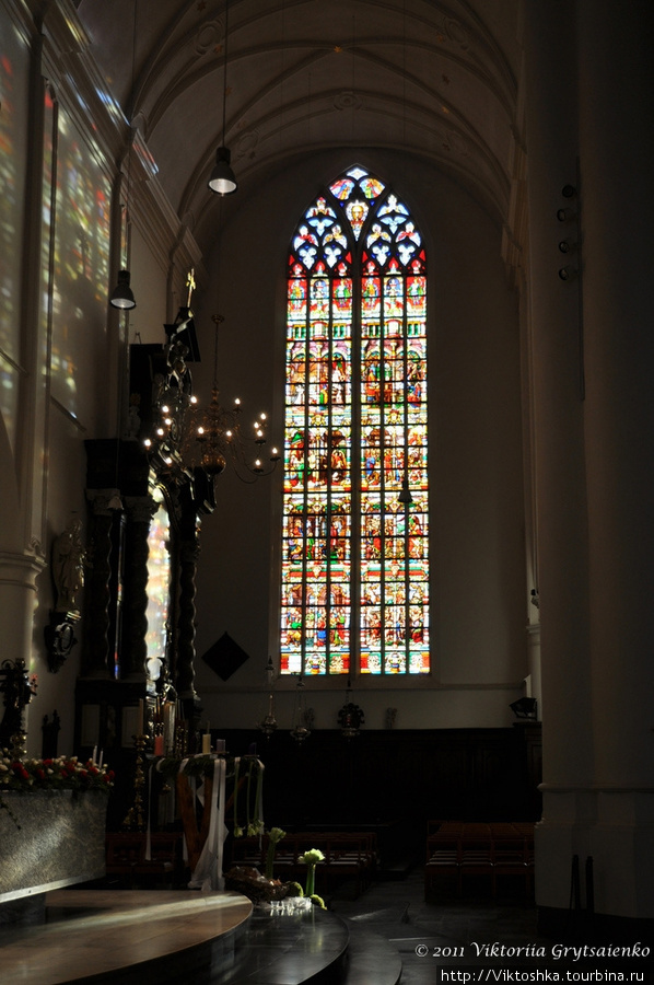 г. Тюрнхаут, Бельгия. Церковь Святого Петра (Sint-Pieterskerk)