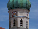 Часы на колокольне собора St. Jacob