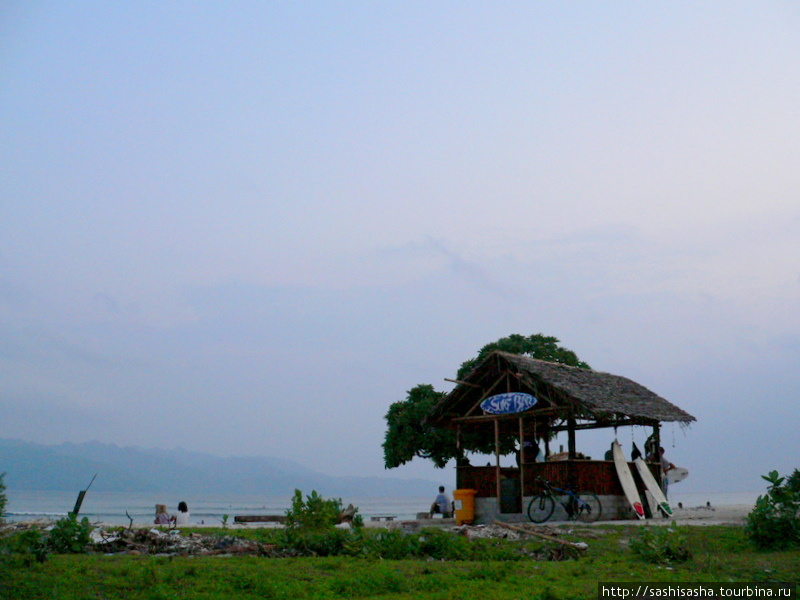 Бар Рай Сансет Остров Гили-Траванган, Индонезия