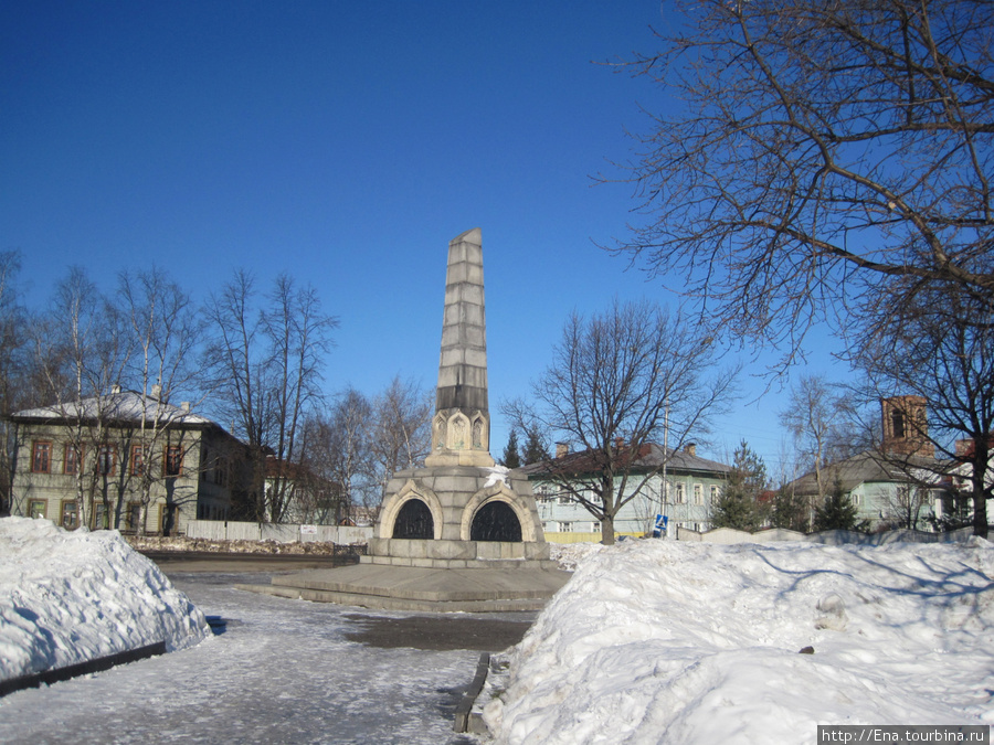 Памятник 800-летия Вологды / Monument to the 800th anniversary of Vologda