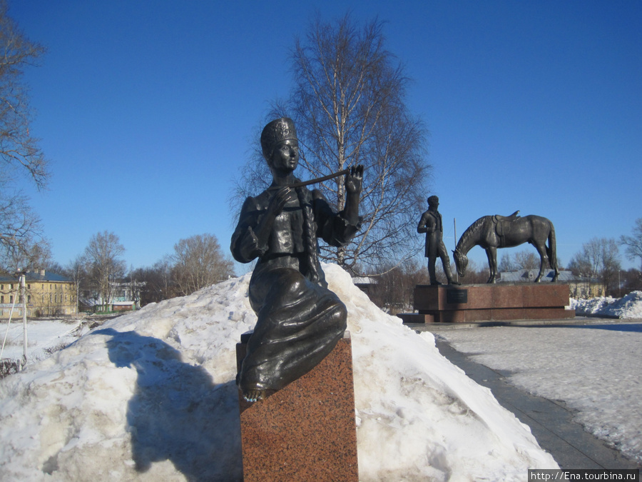 Одна из нимф у памятника Н.К. Батюшкову Вологда, Россия