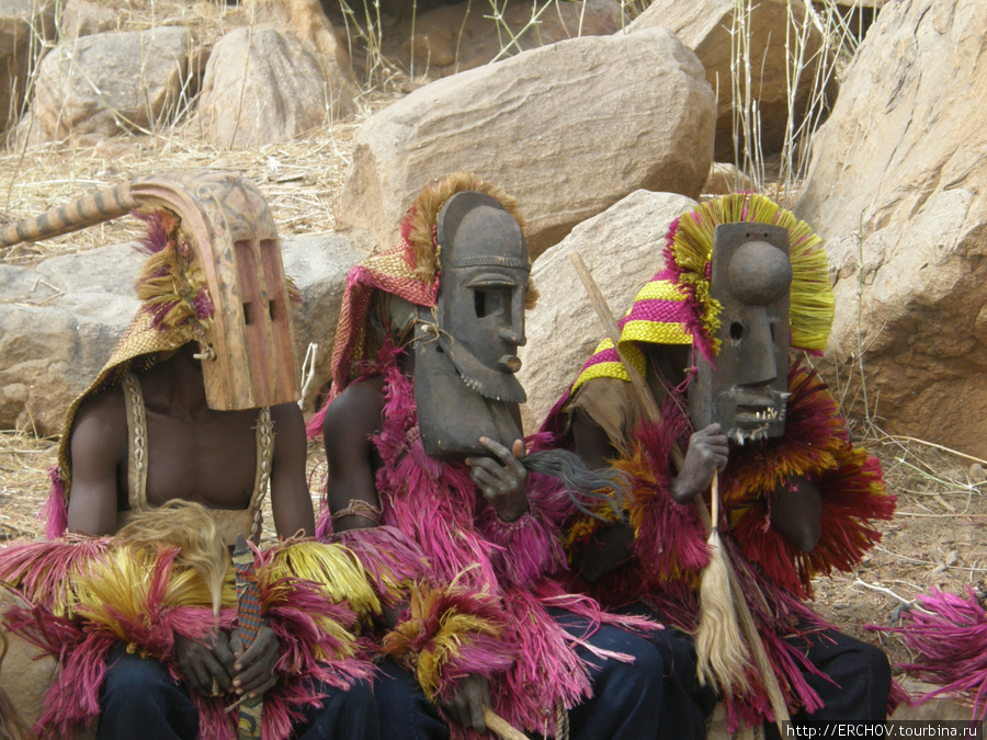 Кто есть кто, или ещё раз про маски Область Мопти, Мали