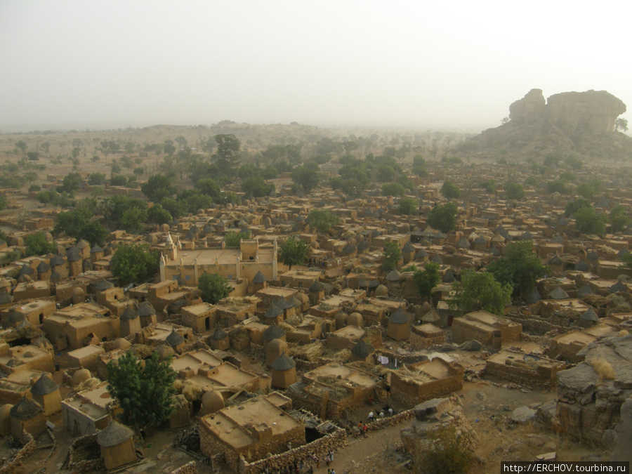 Осколки Бандиагары Область Мопти, Мали