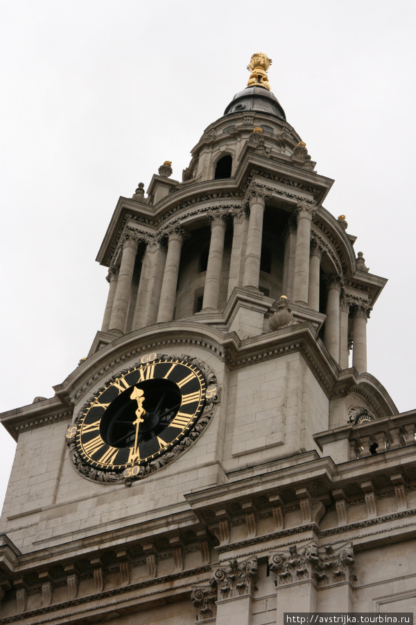 Собор Святого Павла или взгляд на Лондон с высоты Лондон, Великобритания
