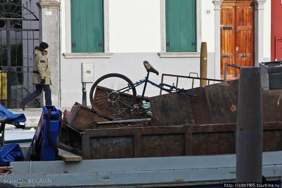 Велосипеды в Мурано перемещаются только так Венеция, Италия