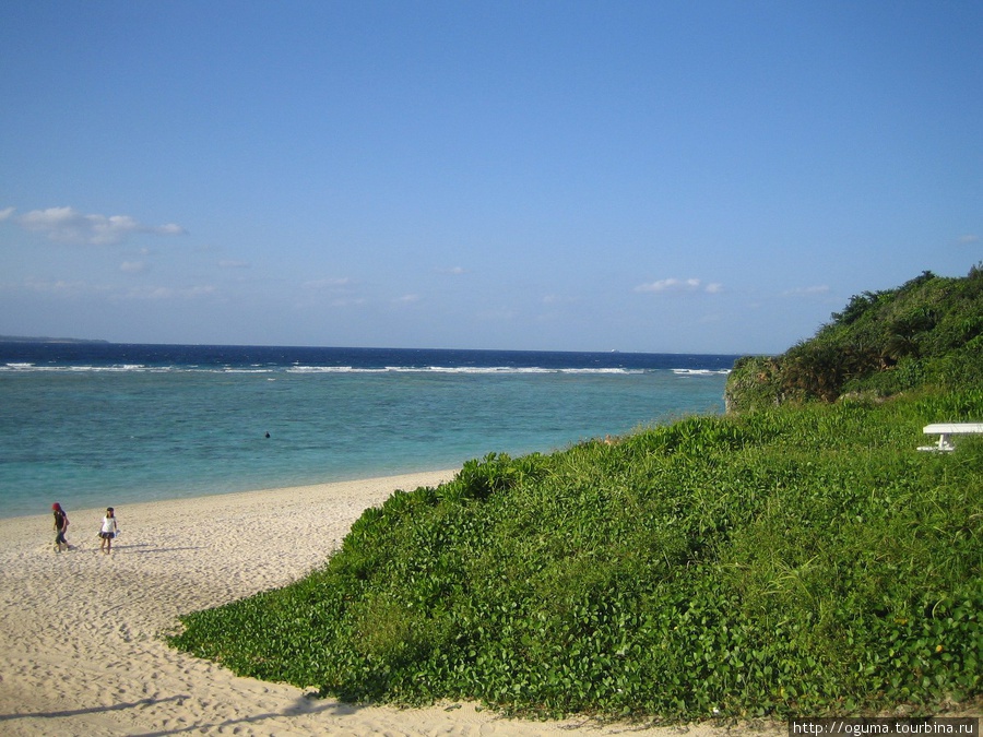 Пляж на Сезоко, другой вид. Префектура Окинава, Япония