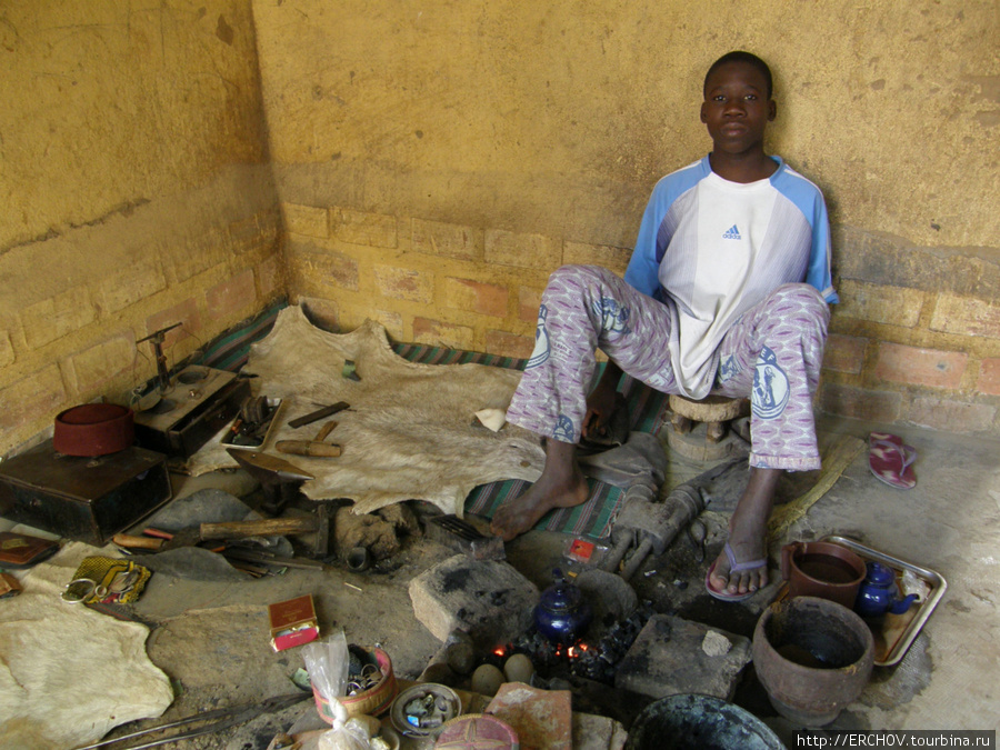 Африканская бабочка и её жители. 32. Город Дженне и его люди Дженне, Мали