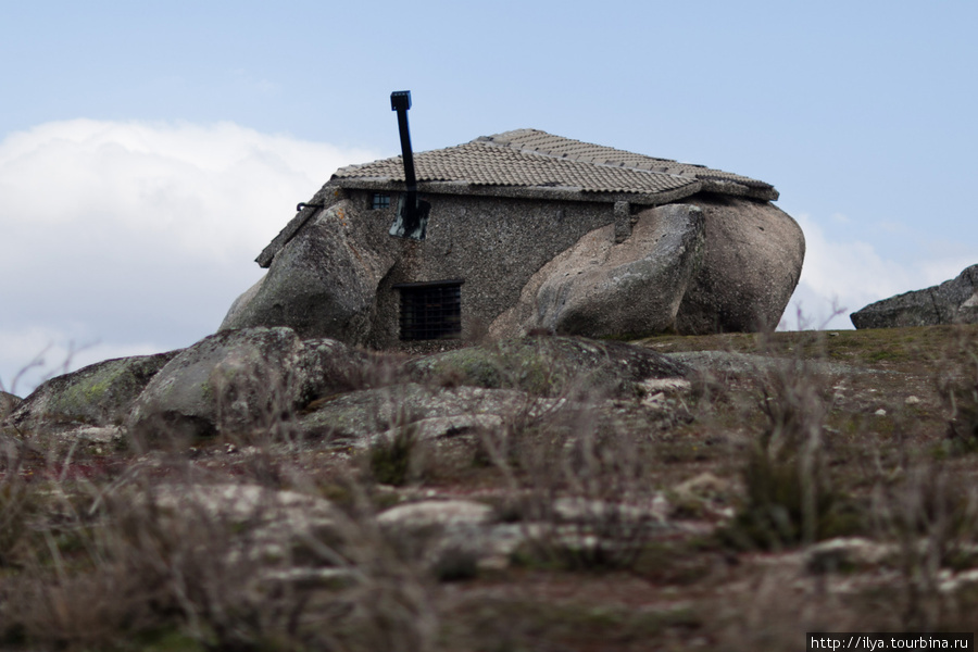 Дом-камень Фафе, Португалия