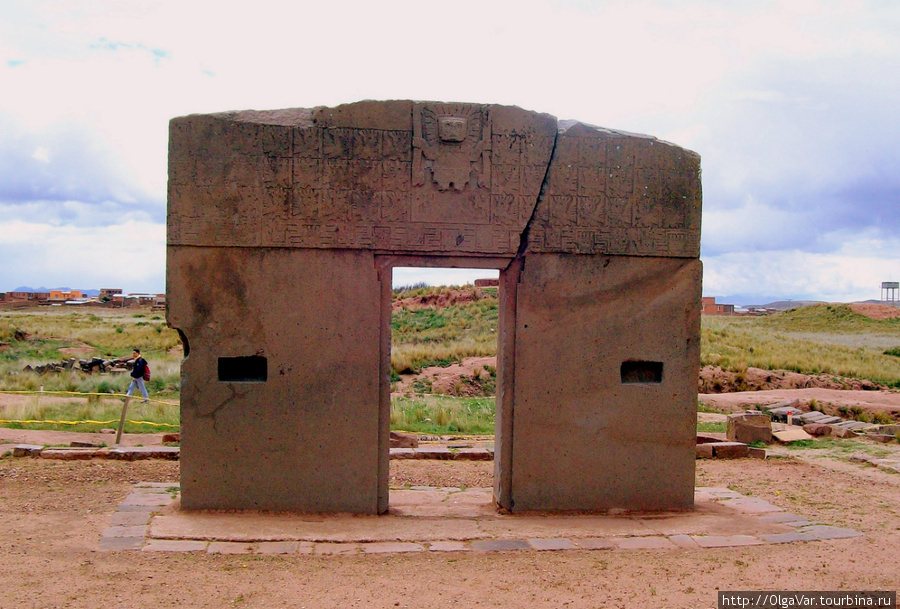 Древний город из легенд Тиауанако, Боливия