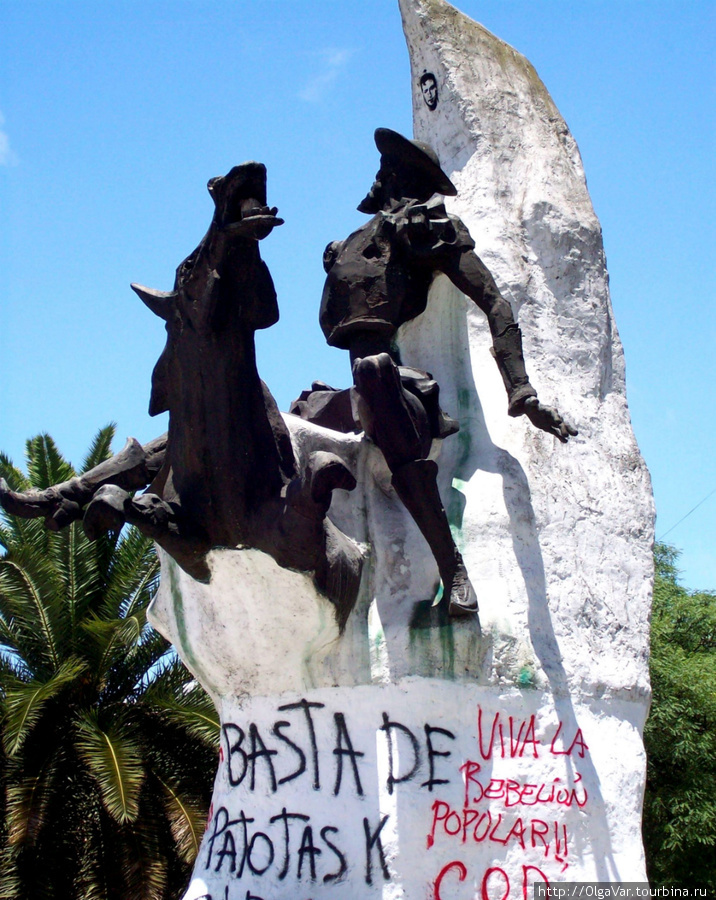 Памятник Дон Кихоту Буэнос-Айрес, Аргентина