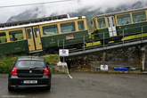 Первая горная железная дорога была запущена в Гриндельвальде в 1912 году. Сегодня по ней можно подняться на самую высокую железнодорожную станцию Европы.