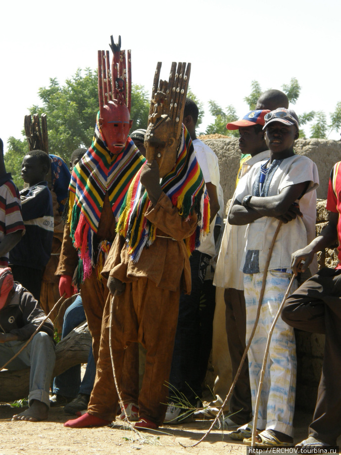 Танцы народа Бамбара Область Мопти, Мали