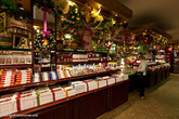 Магазин марципана — одна из достопримечательностей города.