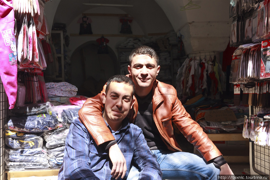 Продавцы шмоток Мардин, Турция