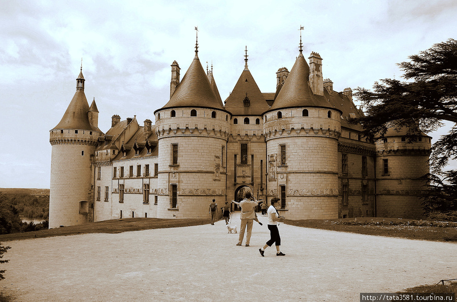 Замок Шомон-Сюр-Луар. Долина Луары. Шомон-сюр-Луар, Франция