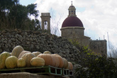 Тыквы у церкви таль-Виттория (Имтахлеб, Рабат, Мальта)