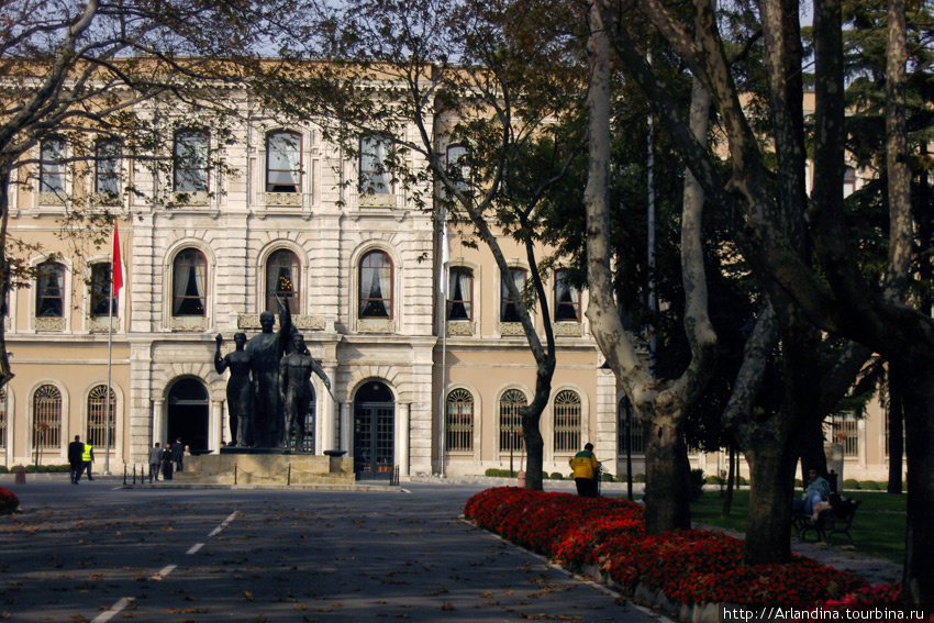 Стамбульский университет, прогулки в историю... Стамбул, Турция