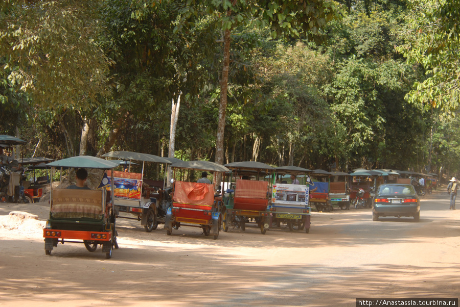 Транспорт к храмам Сиемреап, Камбоджа