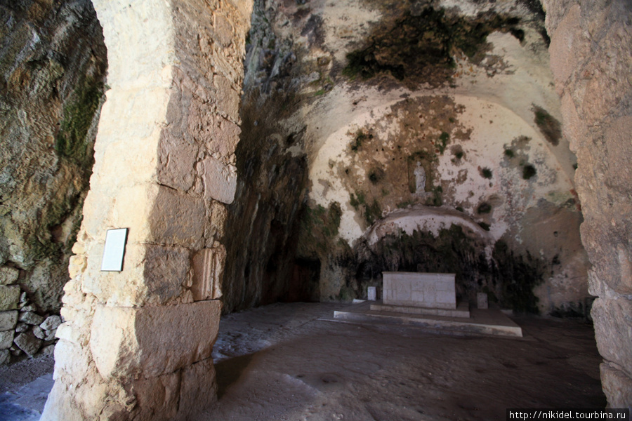 Пещерная церковь св. Петра в Антакье Антакия, Турция