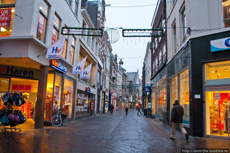 просыпающийся город Гаага, Нидерланды