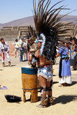 Индейские танцы в крепости