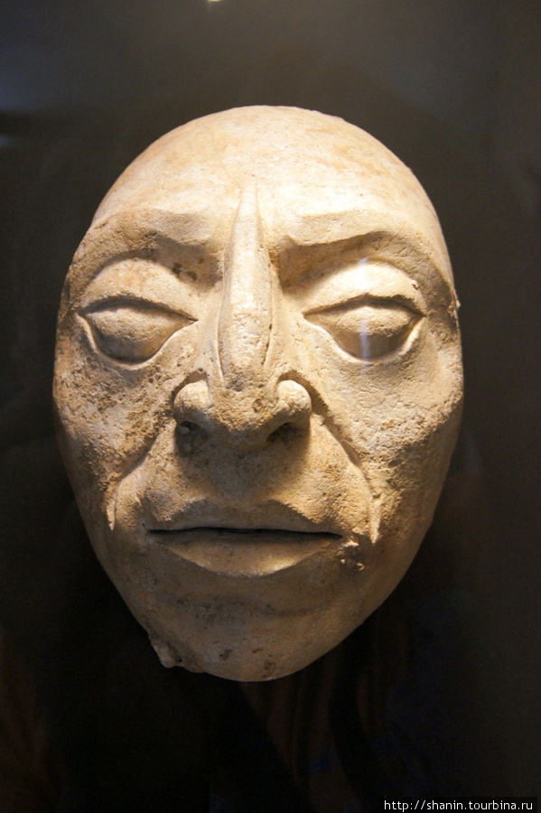Каменное лицо Паленке, Мексика
