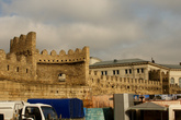 Самые интересные памятники сосредоточены в Старом городе — Крепости.