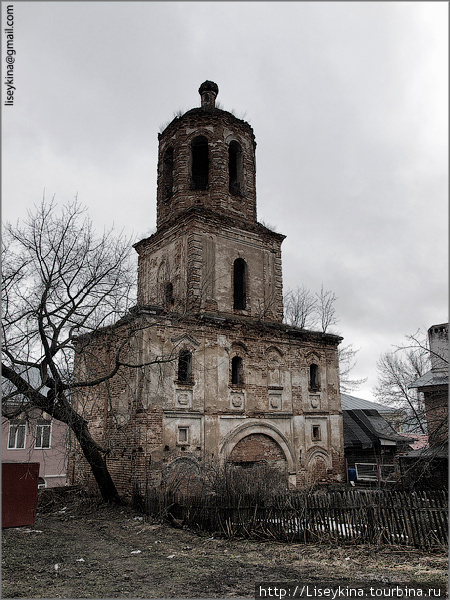 Распятский монастырь. Колокольня Серпухов, Россия